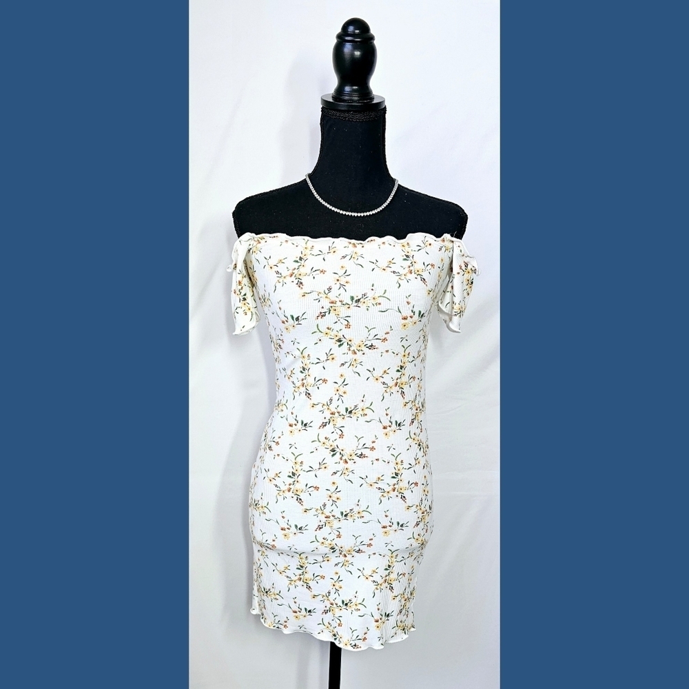 S Floral White Dress
